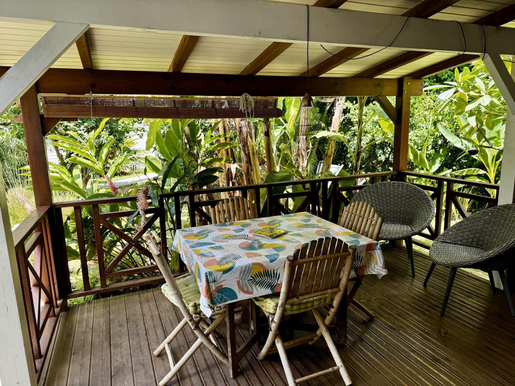 Baz Creole Villa Deshaies Exterior photo