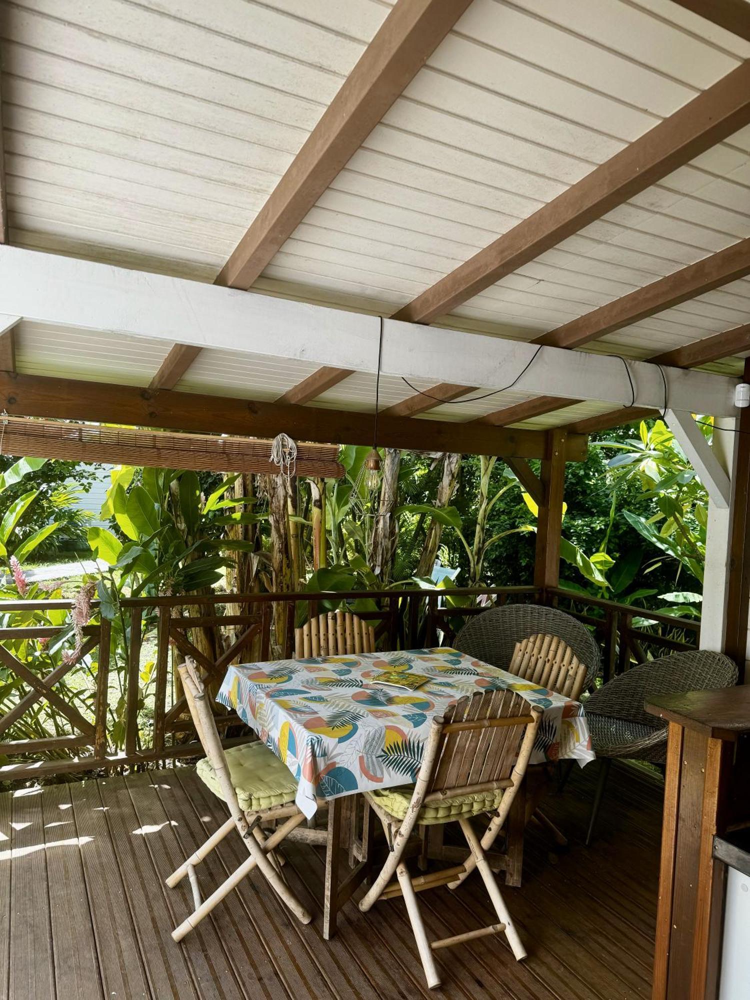 Baz Creole Villa Deshaies Exterior photo