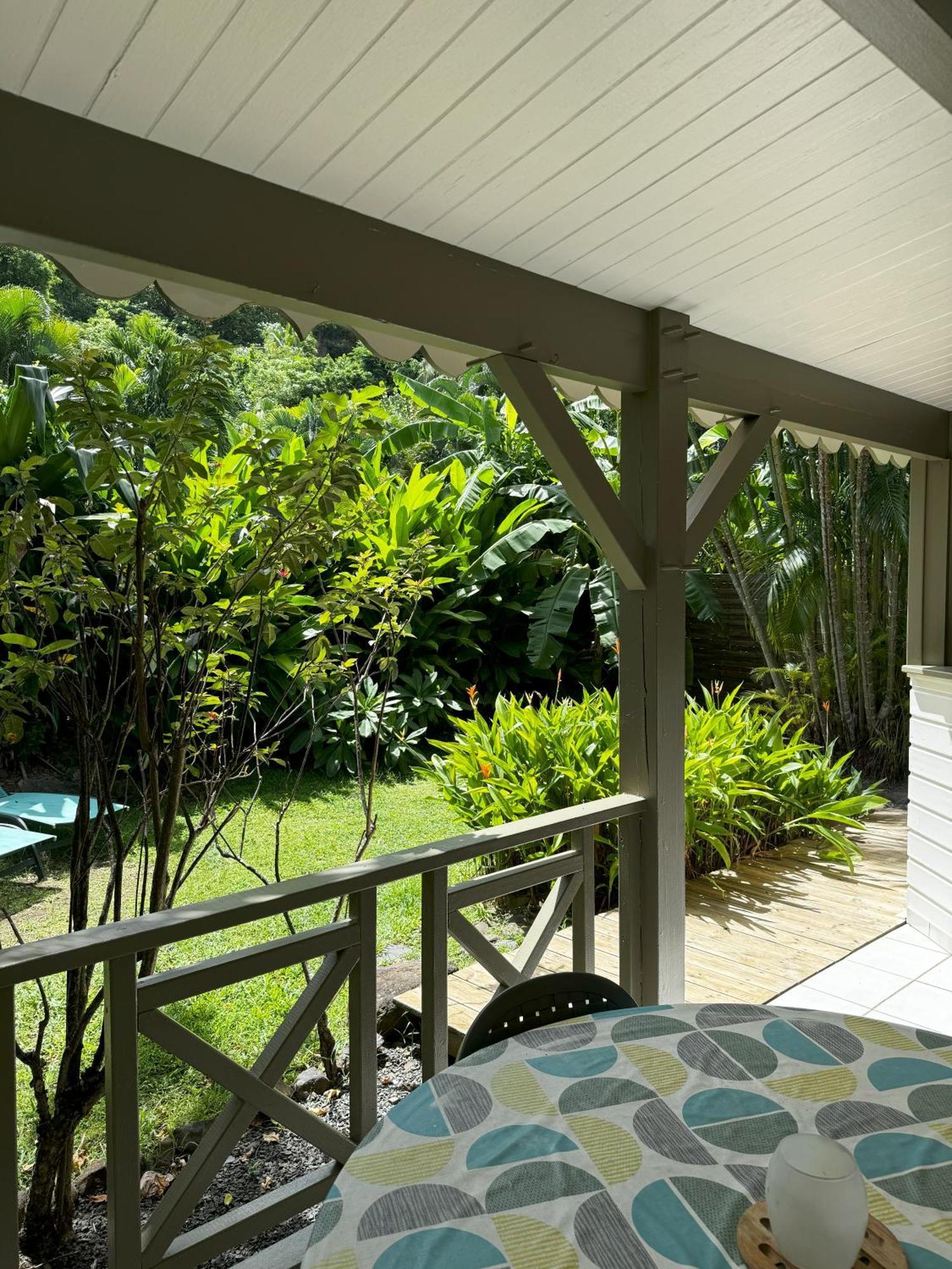 Baz Creole Villa Deshaies Exterior photo